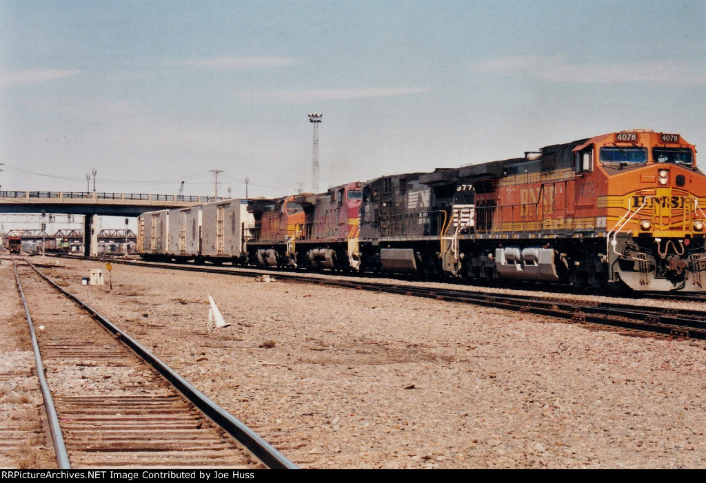 BNSF 4078 East